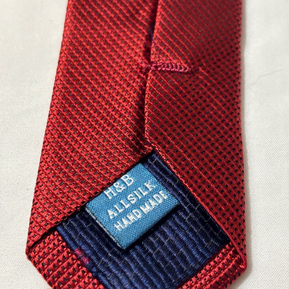 Vintage Haines & Bonner of London Red 100% Silk Tie Textured Jacquard Geometric - Picture 4 of 5